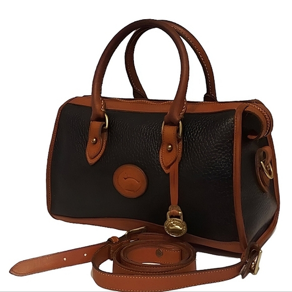 Dooney & Bourke Handbags - Dooney & Bourke Vintage Leather Doctor Bag